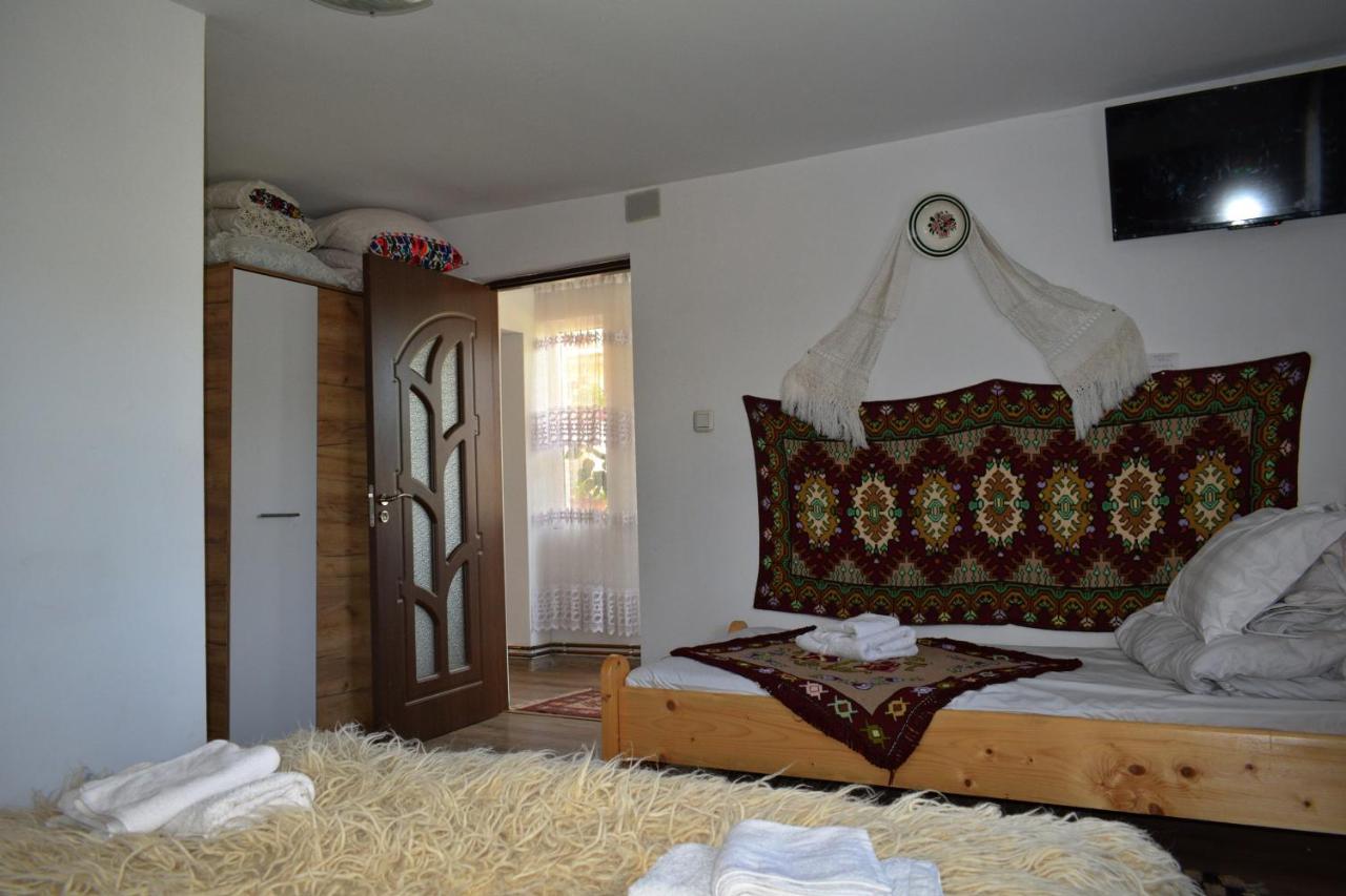 Hotel Casa Vladicu Breb Zewnętrze zdjęcie