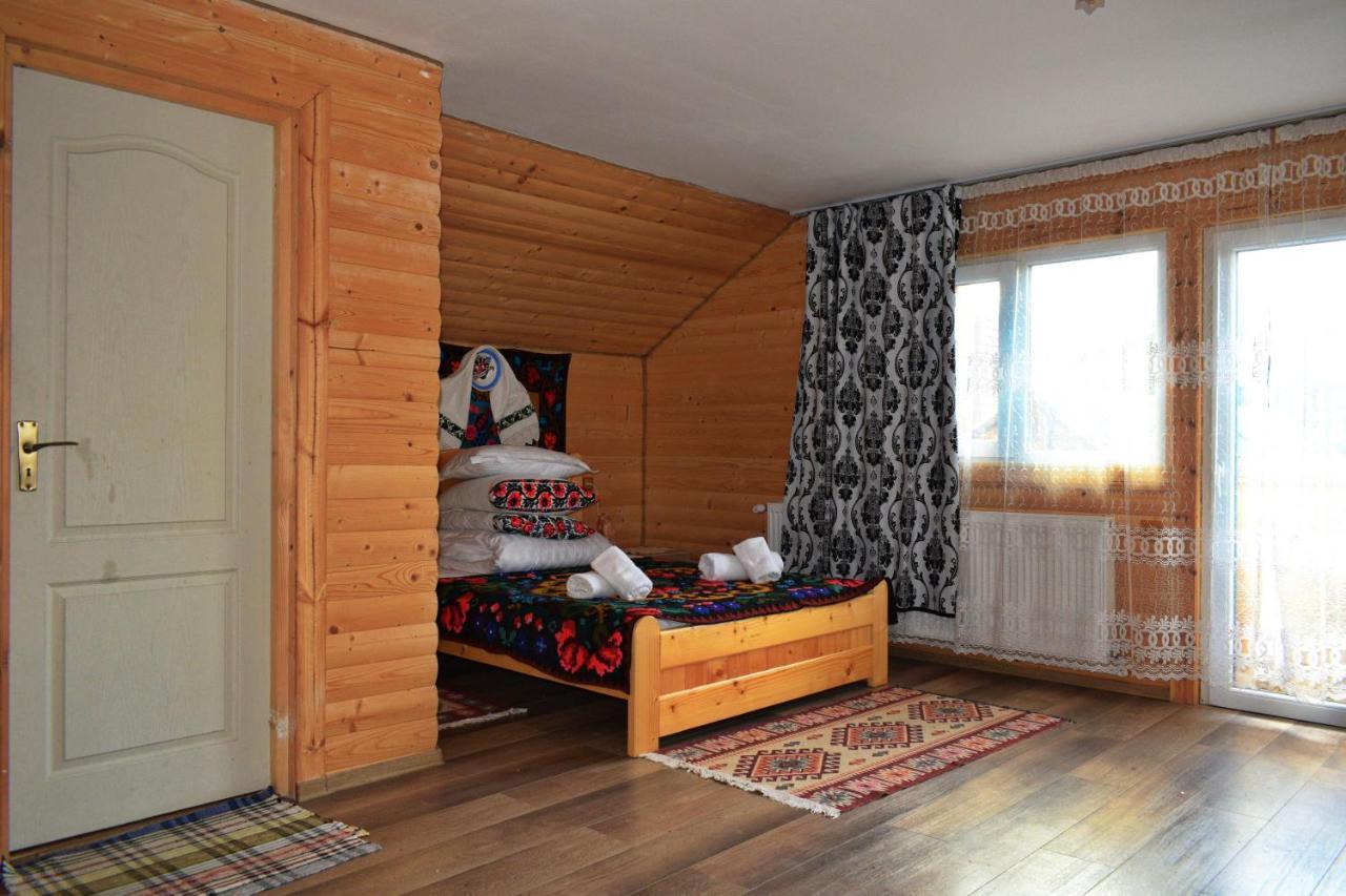 Hotel Casa Vladicu Breb Zewnętrze zdjęcie