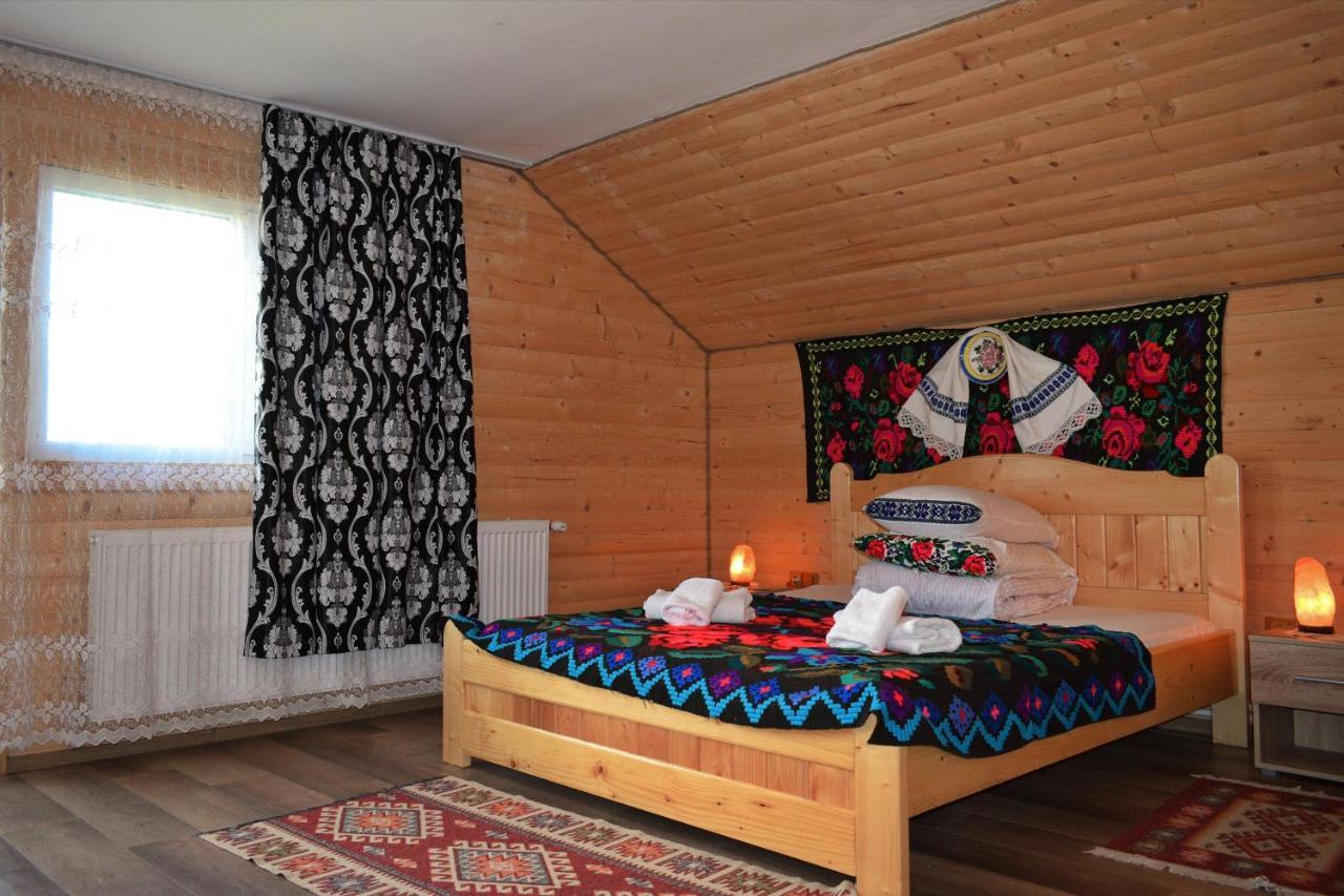 Hotel Casa Vladicu Breb Zewnętrze zdjęcie